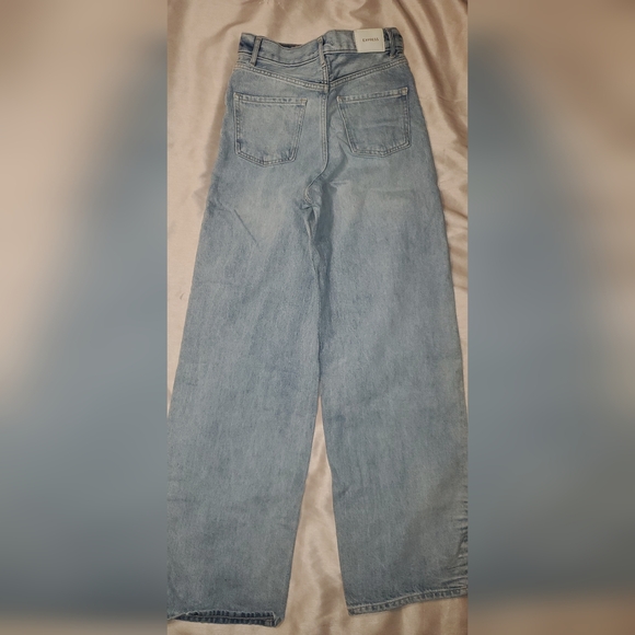 Express 90s Wide Leg Jeans - Picture 2 of 6